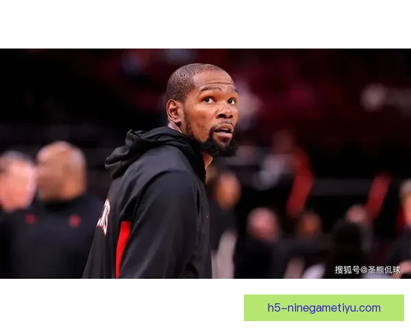 杜兰特否认小号传闻专注本赛季